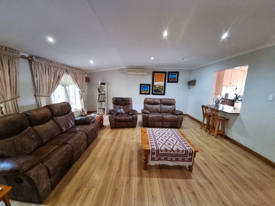 4 Bedroom Property for Sale in Protea Park North West